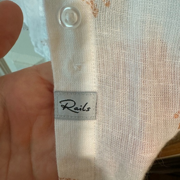 Rails Charli golden cheetah shirt - Picture 6 of 9